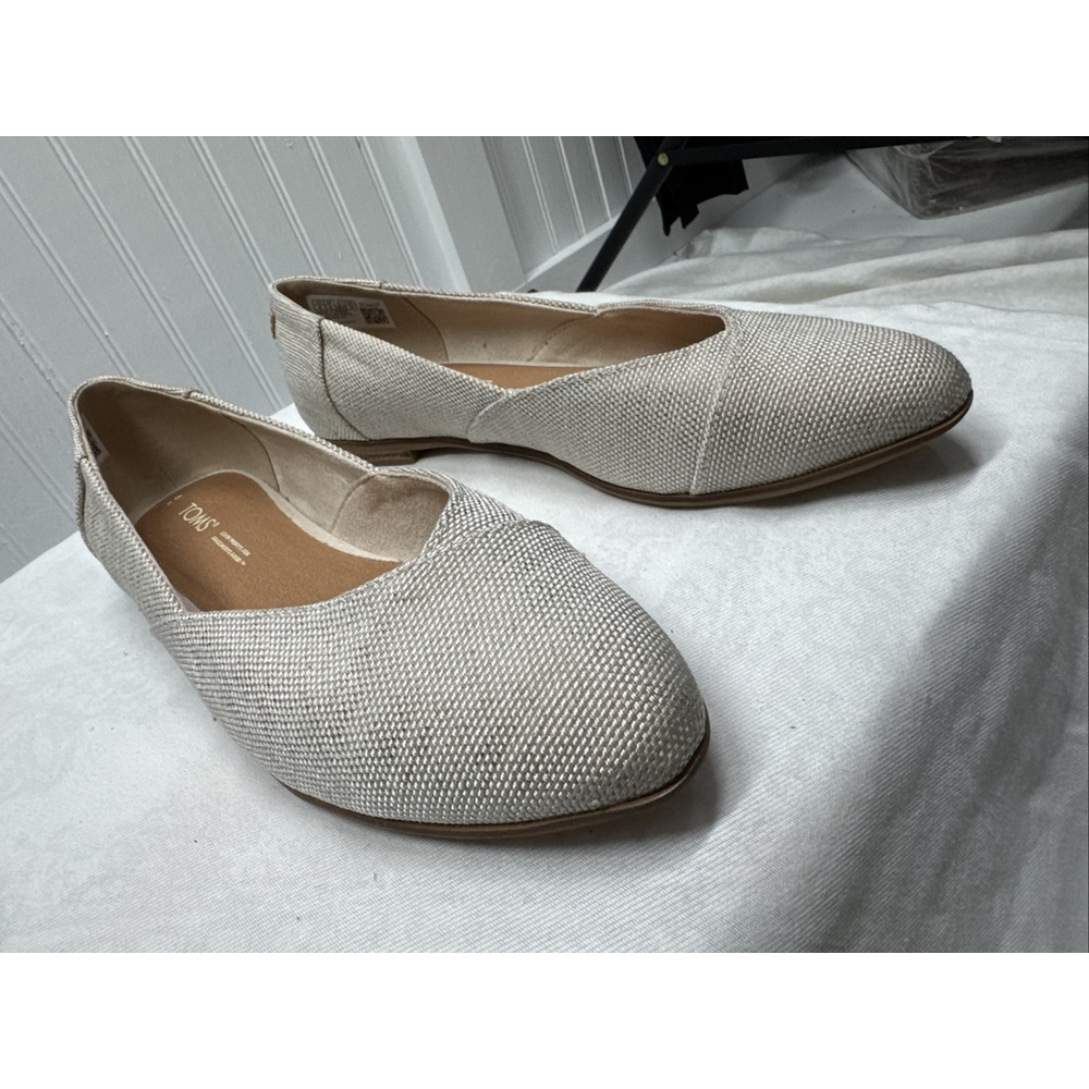 Toms Loafer Women's Flat Beige SlipOns 8W Work Church Everyday Office New No Box - Picture 6 of 16